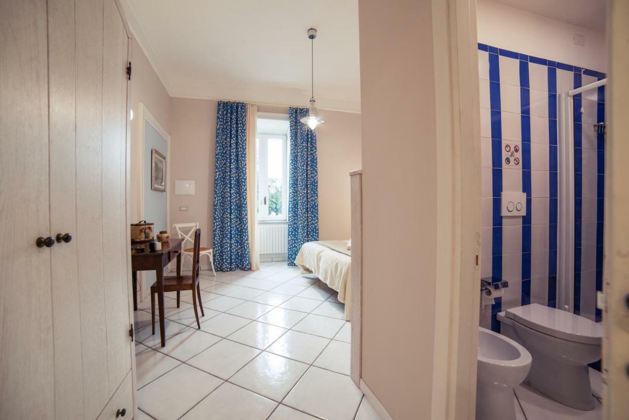 La Tartaruga Bed & Breakfast *